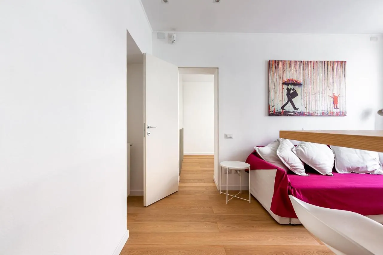 Sant'Agostino & Darsena Apartment Milan